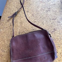 Vintage Leather Purse 11-1/2” x 8-1/2” x 2-1/4” 