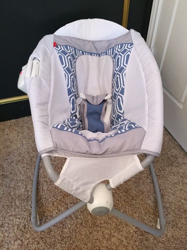 Fisher-Price Newborn Rock 'N Play Sleeper - Oceanic Crystal