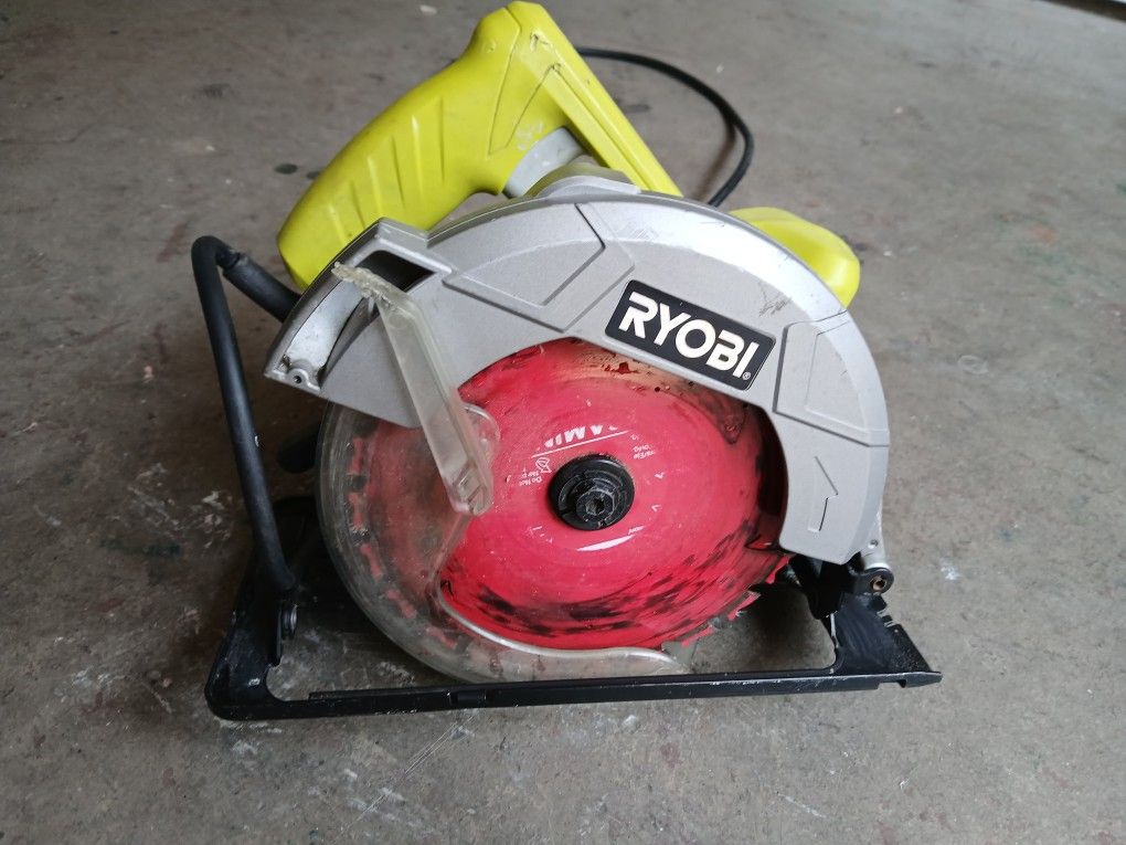 Ryobi Circle Saw Corded