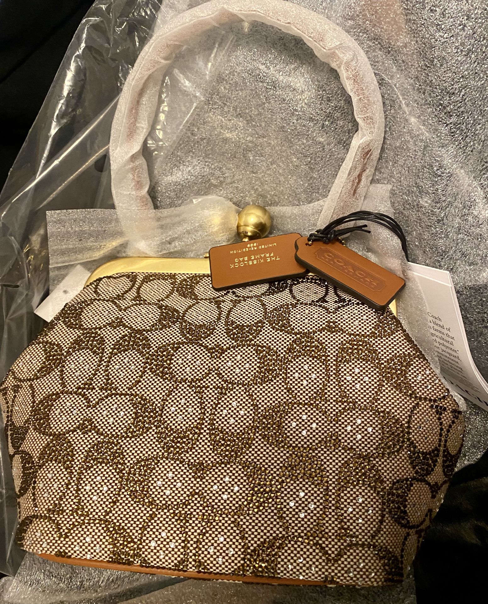 BRAND NEW COACH JACQUARD KISSLOCK 16 FRAME BAG