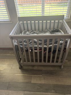 Small Baby Crib
