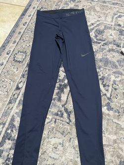 Nike Pro Leggings Size Medium 