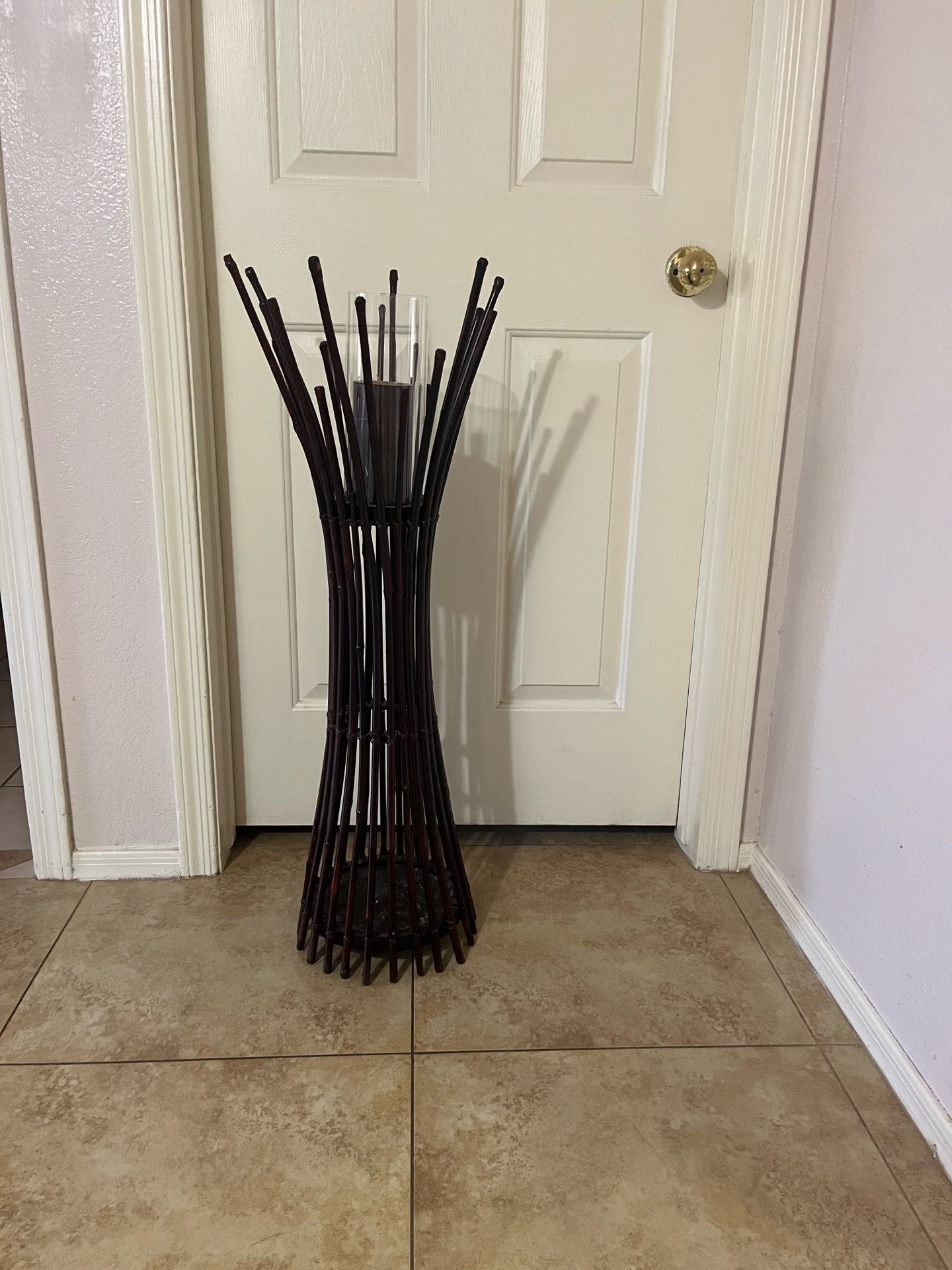 Candle holder