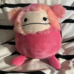Squishmallow Bigfoot 8 Inches Pink Hailey