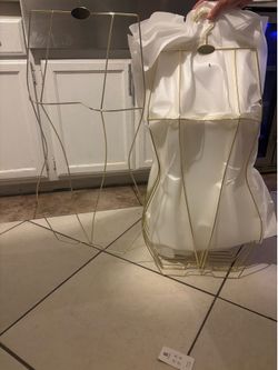 Dress hangers