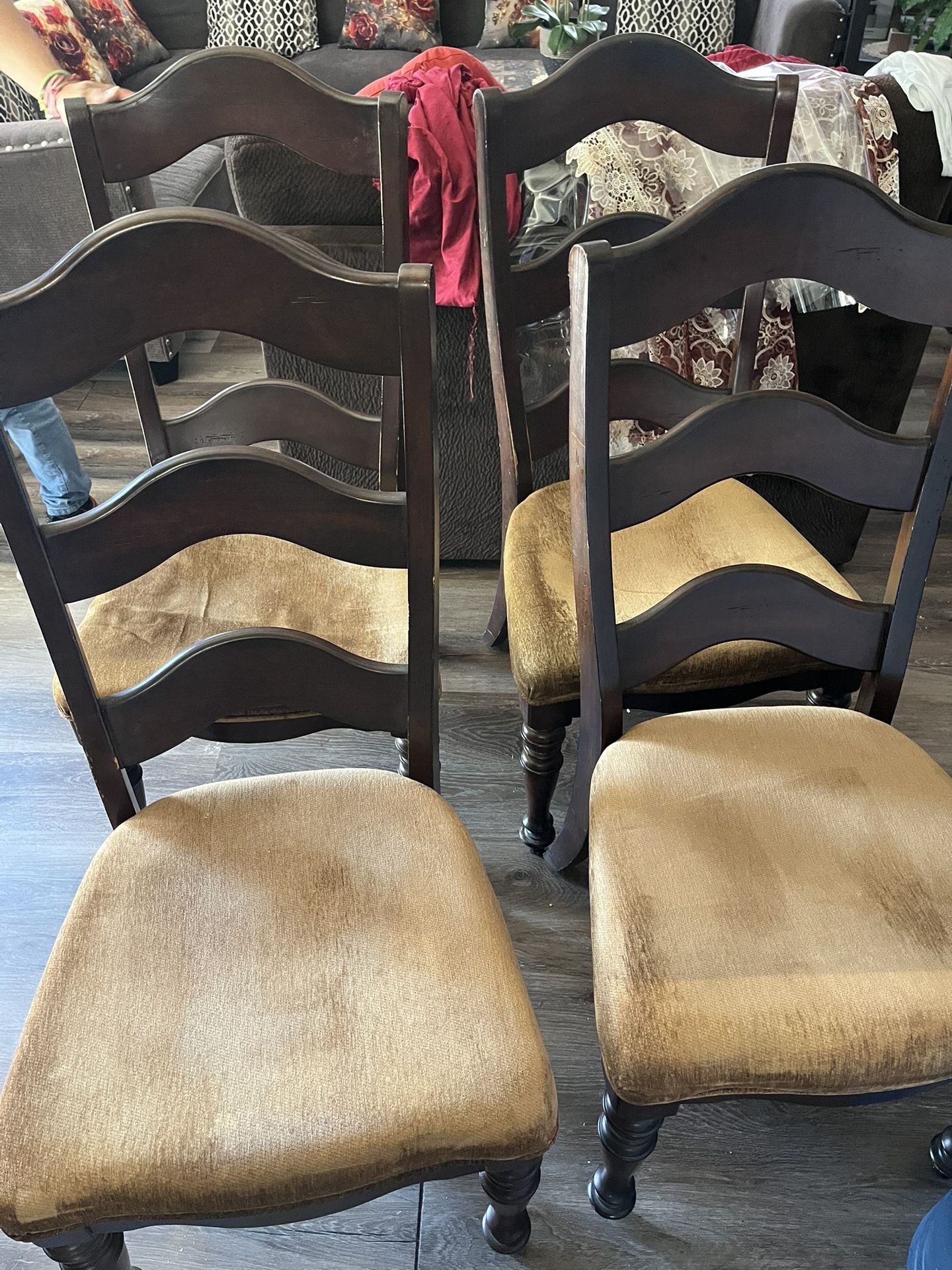 Dining Table Set