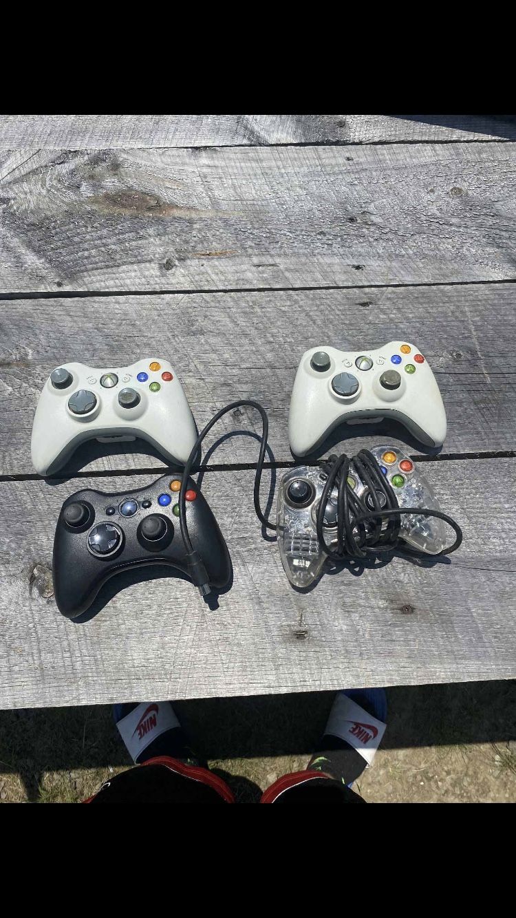 Xbox 360 Controllers