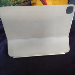 APPLE MAGIC KEYBOARD FOR IPAD 12" 9