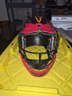 Cascade pitchers helmet (Lacrosse)