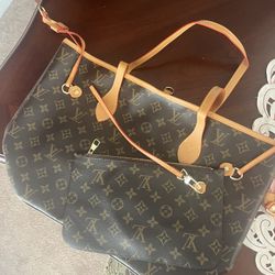 LV Tote