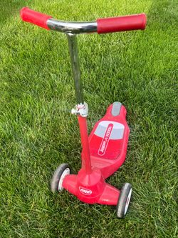 Radio Flyer scooter
