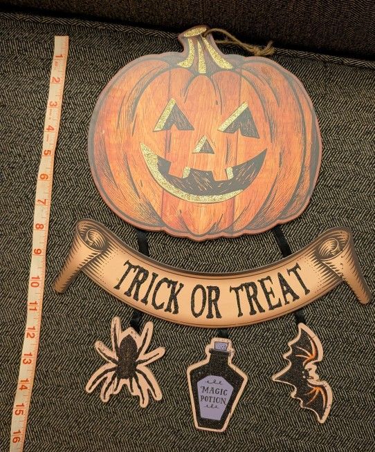 Pumpkin Halloween Sign