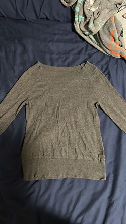 grey off the soulder top