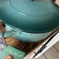 New pioneer woman cast cookware