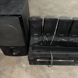 SONY STR-D915 Receiver And Speaker 
