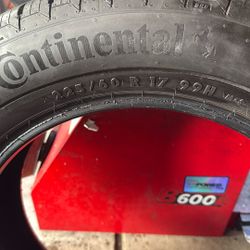 225/60/17 Continental 