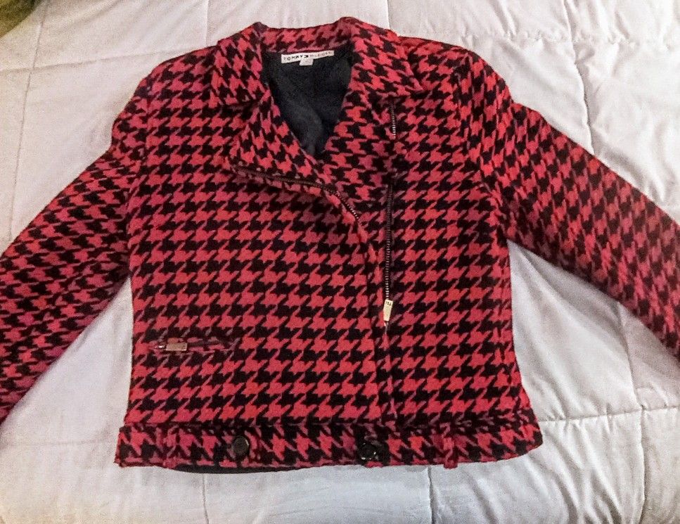 Savvy Tommy Hilfiger Wool Blazer/Jacket