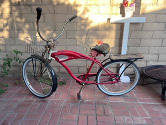 Vintage beach cruiser