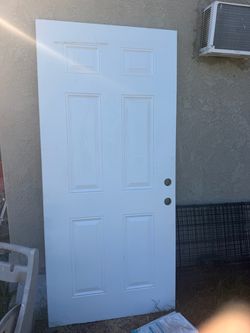 Puerta de metal