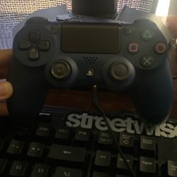 PS4 Controller 