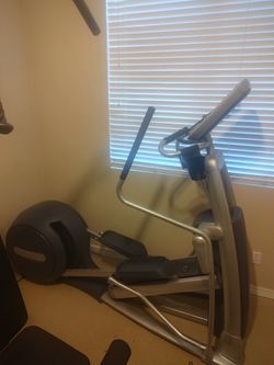 Precor USA EFX 576i Elliptical