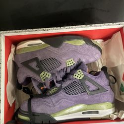 Jordan 4s