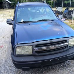2003 Chevrolet Tracker