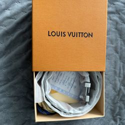 Lv Belt