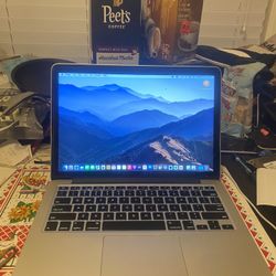 Apple MacBook Pro A1502 13.3 2.9ghzI5 256gb 8gb Webcam