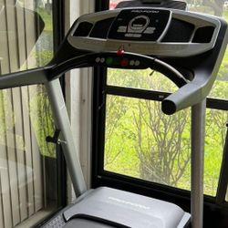 Nice Treadmill ( Delivery Available)