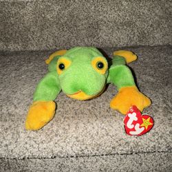 TY Teenie Beanie Babies "Smoochy" the Frog RARE Collectible 1993