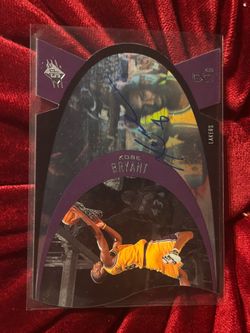 Kobe Bryant Rookie Autographed Card