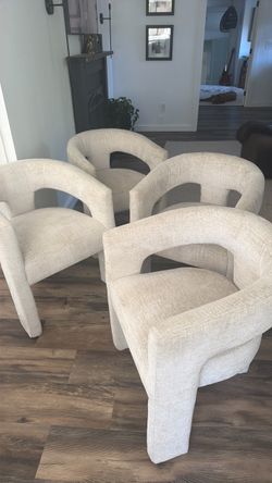 White accent chairs