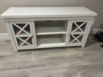 Tv stand