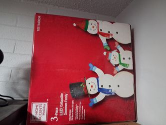 Home depot snowman family