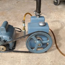 Welch Vacuum Pump Model 1400