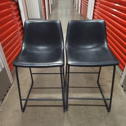 Set Of Counter Height Chairs