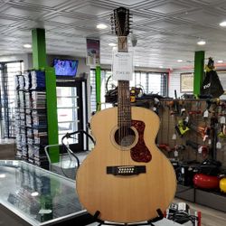 GUILD GUITAR