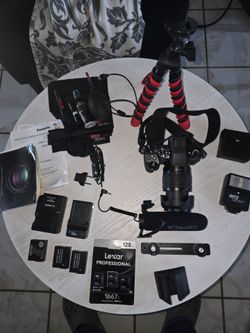 DMC-G85M 4K DIGITAL LUMIX CAMERA