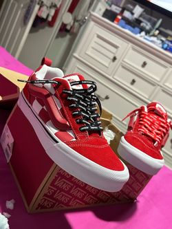 Vans Knu Sokool Mega Check Red men’s size 9 Women’s size 10.5