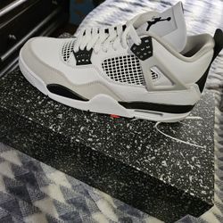 Jordans #4  Size 9