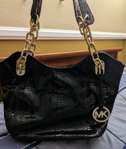Michael Kors Bag With Gold Color Chain