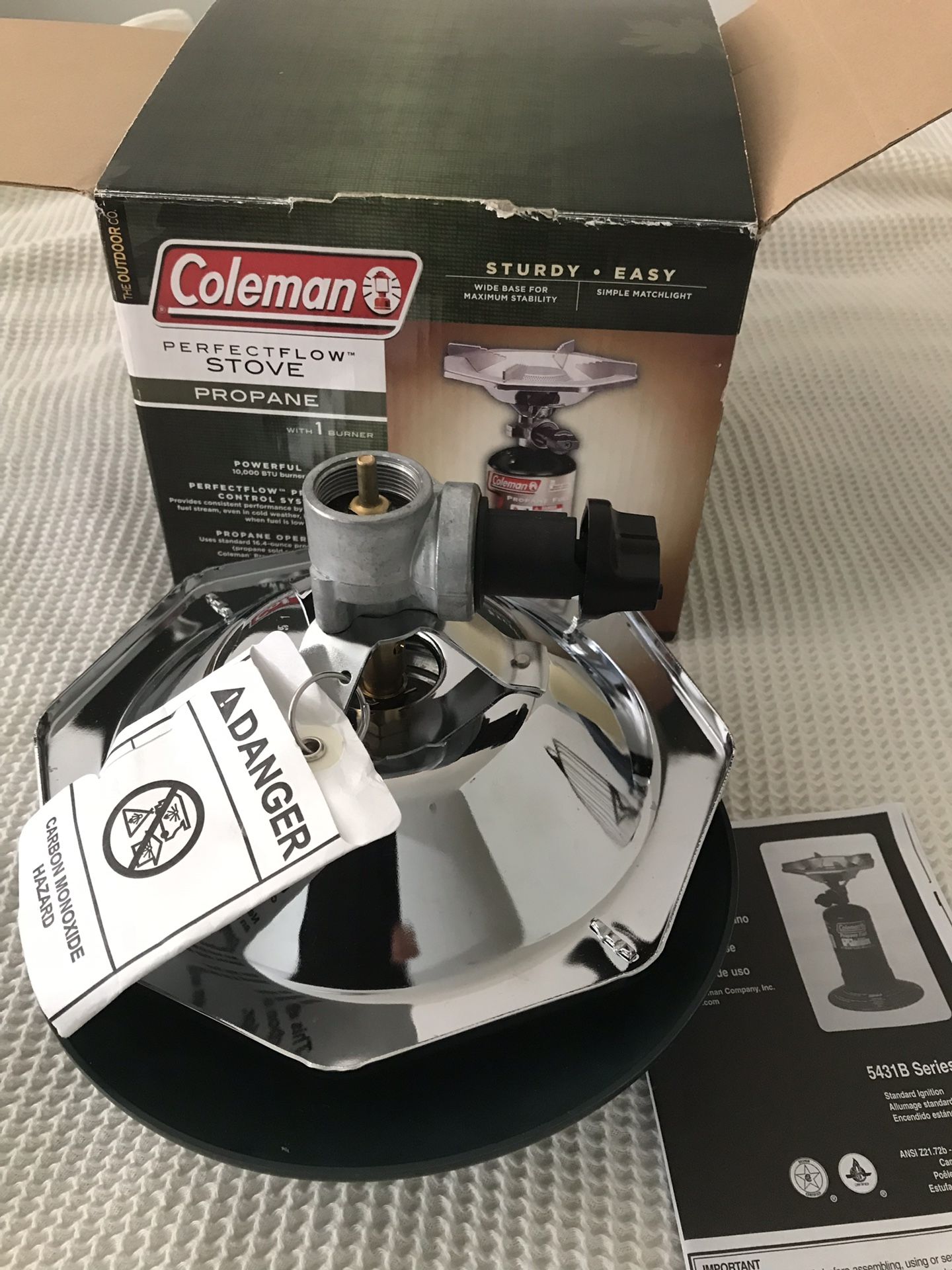 New Coleman PerfectFlow 1-Burner Propane Camp Stove