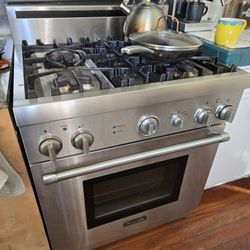 Thermador Pro Harmony Range Stove / Oven