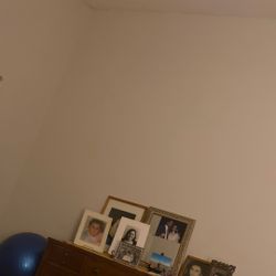 Dresser Free In Sanramon