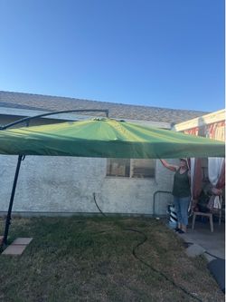 Large 8x8 standing Umbrella