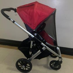 Selling a used UPPAbaby stroller. It's in good condition and ready for a new family ,Uppababy Vista Umbrella Stroller Red in Good Condition UPPAbaby V