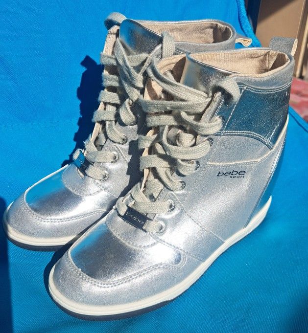 bebe Silver Wedge Shoes. New. Never Worn.size 7