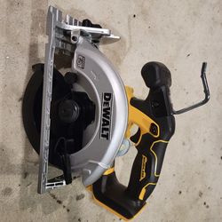 Dewalt 20 volt xt Brushless Skill saw (Only Tool NEW)