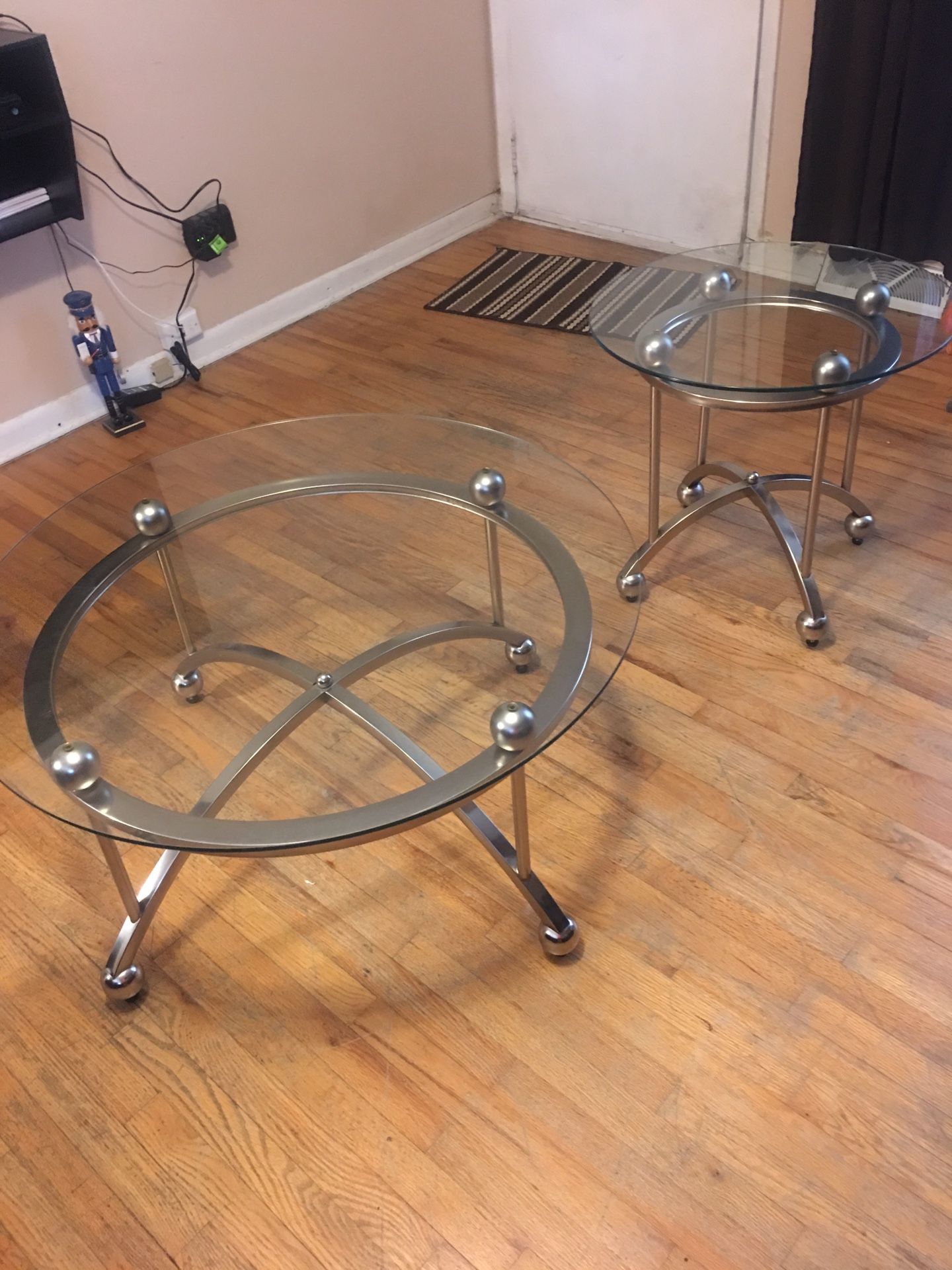 Glass coffee table and 1 end table